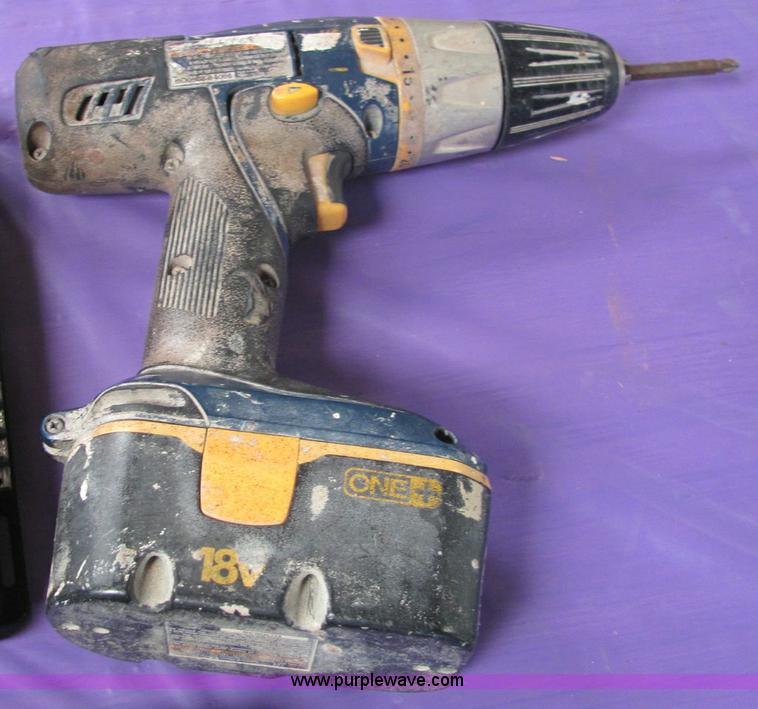 image for item 6836 Assorted stereo equipment