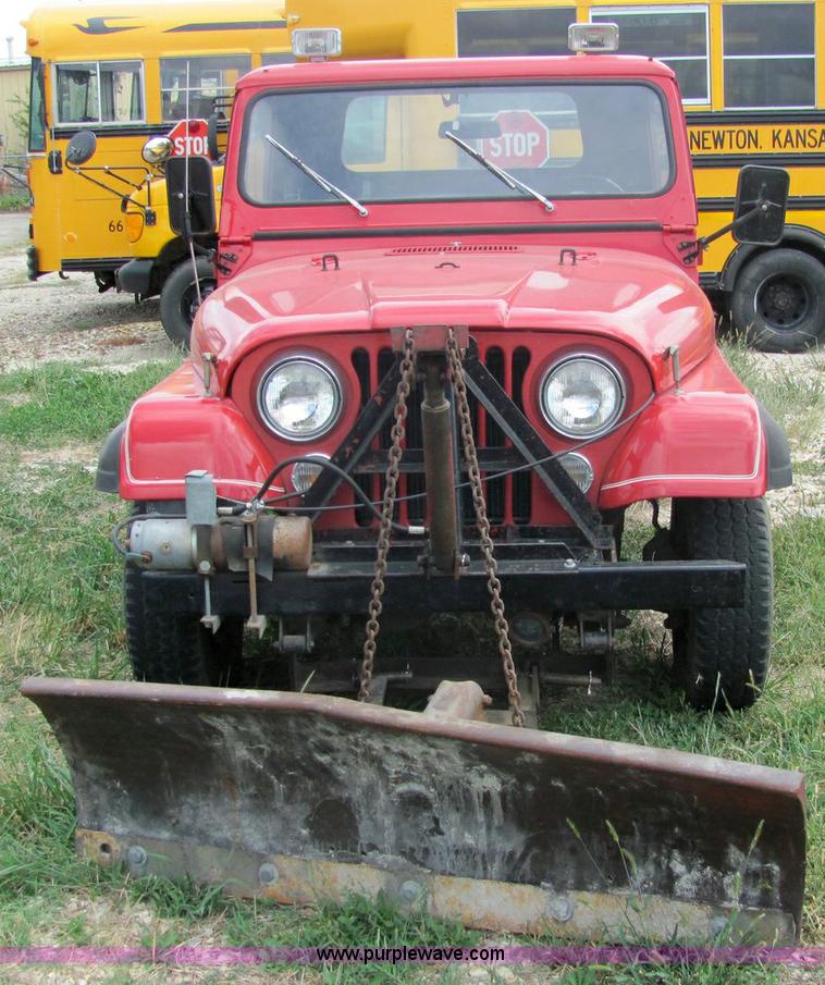 image for item 6867 1987 Jeep CJ7