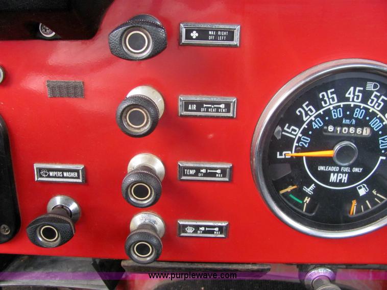 image for item 6867 1987 Jeep CJ7