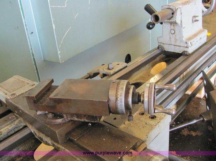 image for item 6886 Clausing 5914 metal lathe