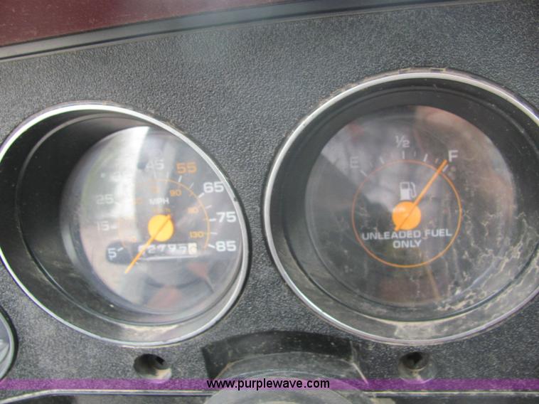 image for item 6887 1986 Chevrolet Custome Deluxe C10 pickup truck