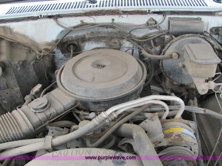 image for item 6887 1986 Chevrolet Custome Deluxe C10 pickup truck