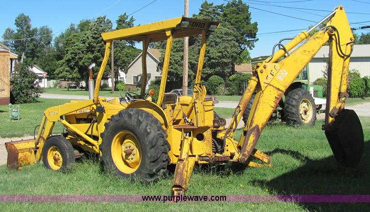image for item 6903 Ford 3550 backhoe