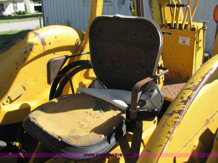 image for item 6903 Ford 3550 backhoe