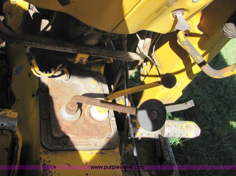 image for item 6903 Ford 3550 backhoe