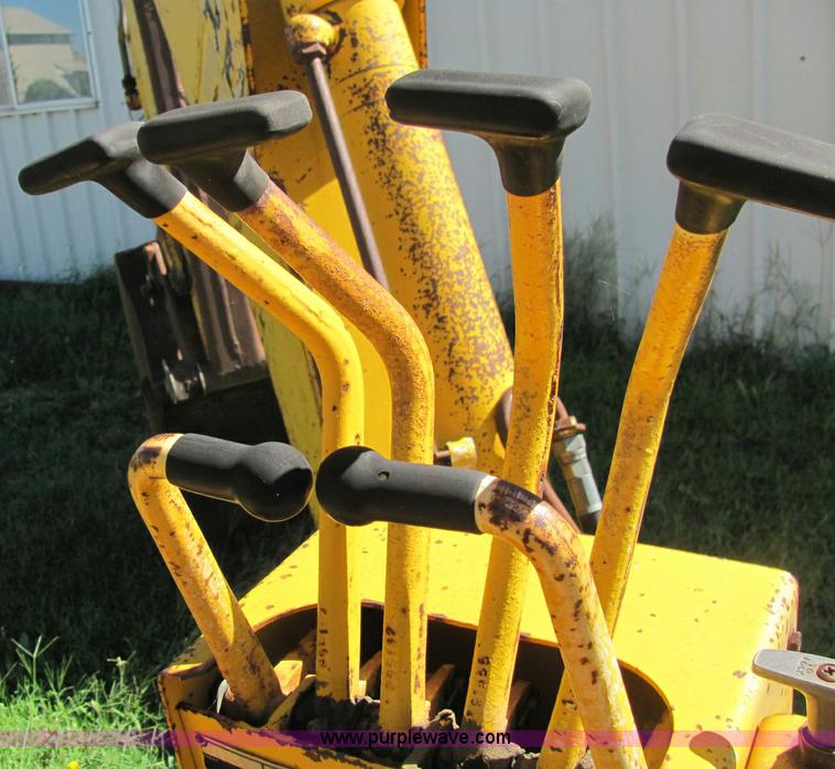 image for item 6903 Ford 3550 backhoe