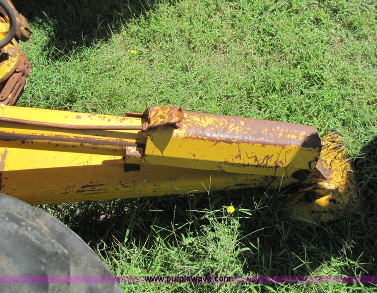 image for item 6903 Ford 3550 backhoe