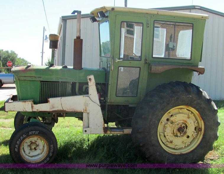 image for item 6904 John Deere 3010 tractor