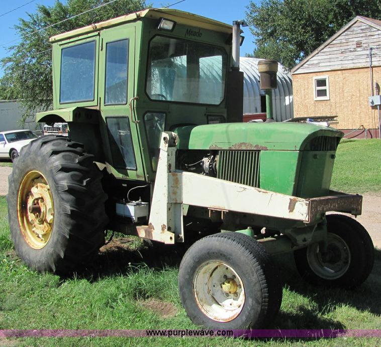 image for item 6904 John Deere 3010 tractor