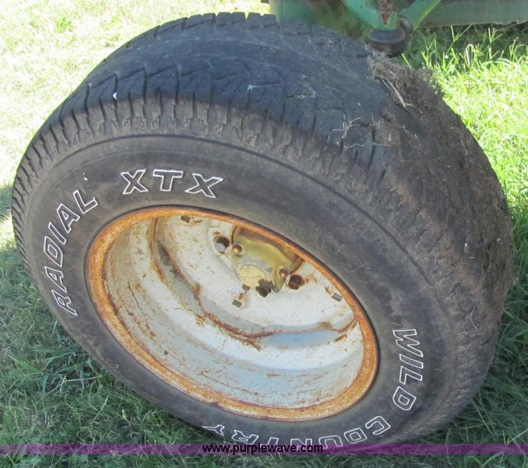 image for item 6904 John Deere 3010 tractor