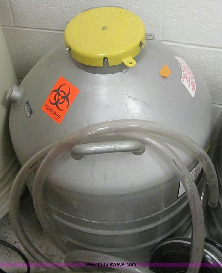 image for item 6922 (2) Apollo SX-35 liquid nitrogen tank
