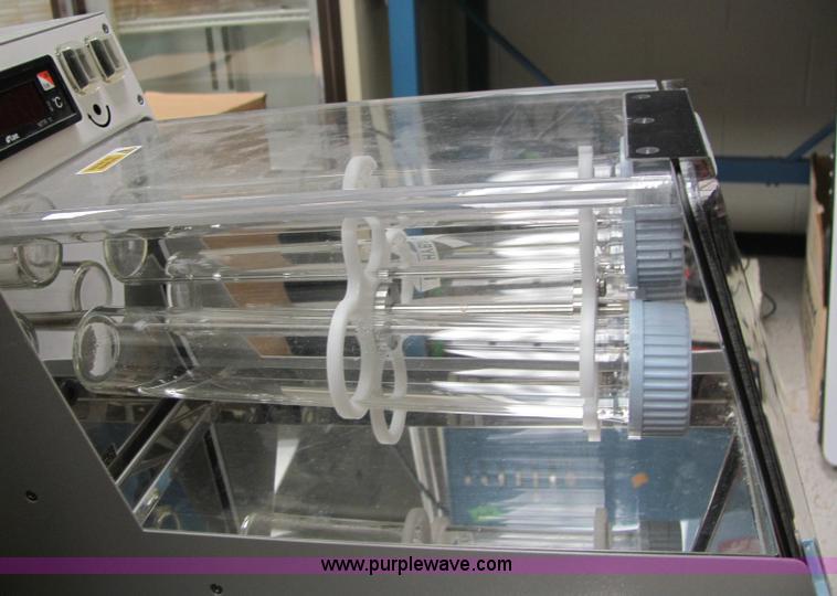 hybaid micro 4 hybridization chamber with three hybridization