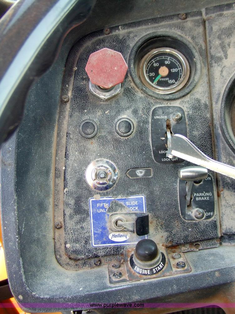 image for item 7130 1984 Ford Conventional LNT9000