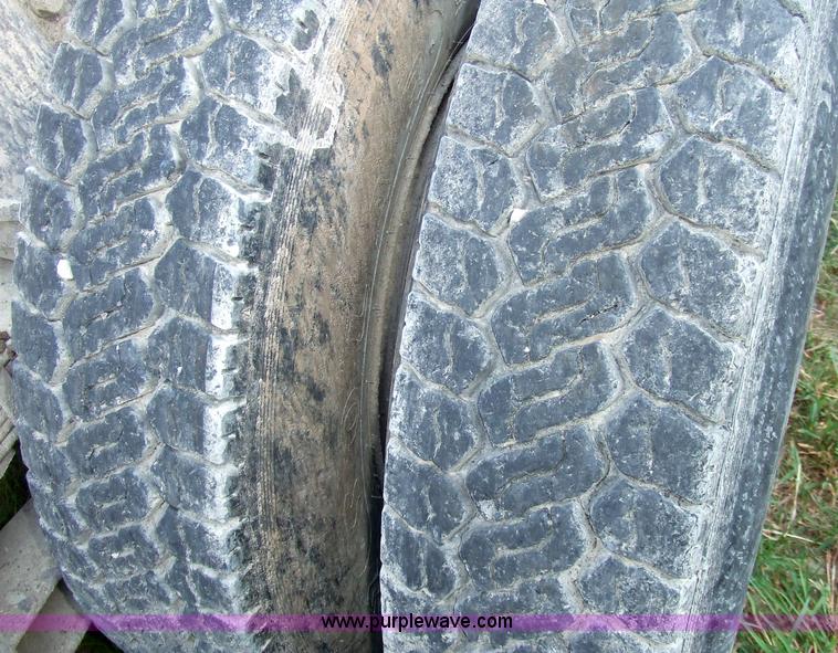 image for item 7130 1984 Ford Conventional LNT9000