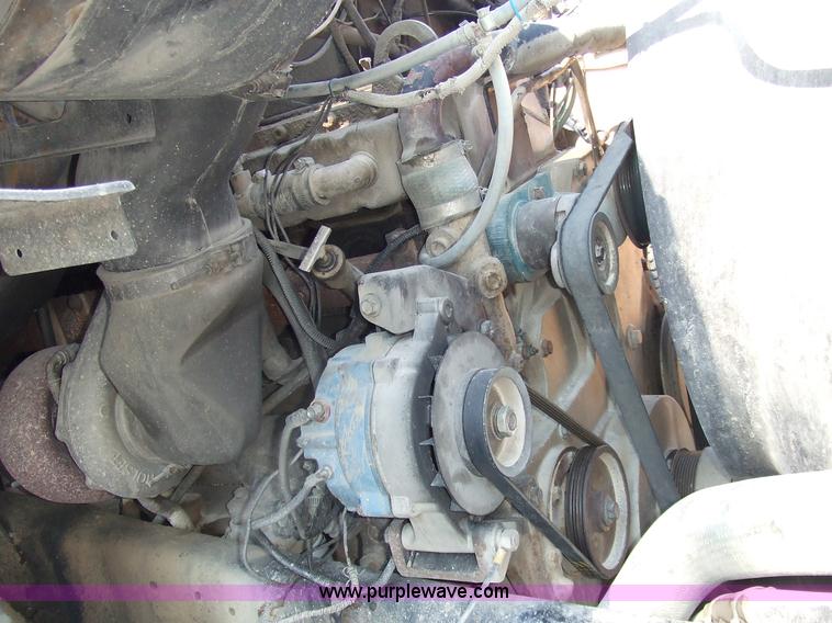 image for item 7130 1984 Ford Conventional LNT9000