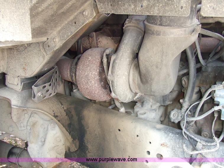 image for item 7130 1984 Ford Conventional LNT9000