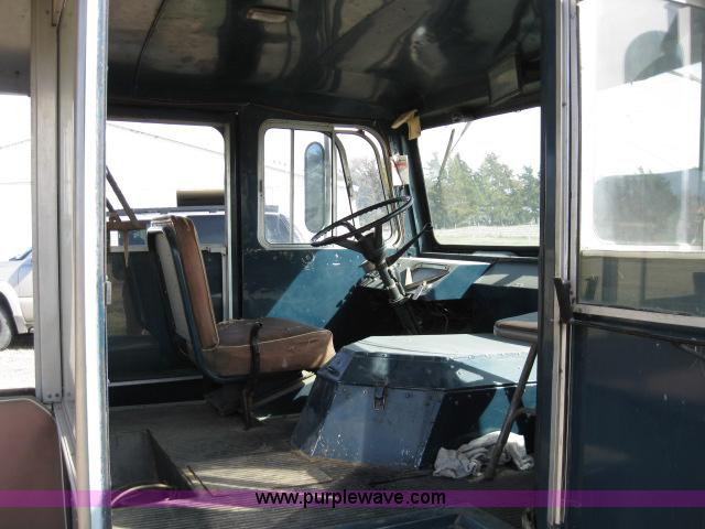 image for item 8661 1956 Chevrolet S5727 bus
