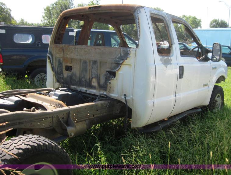 image for item 4030 2006 Ford F250 Super Duty pickup truck