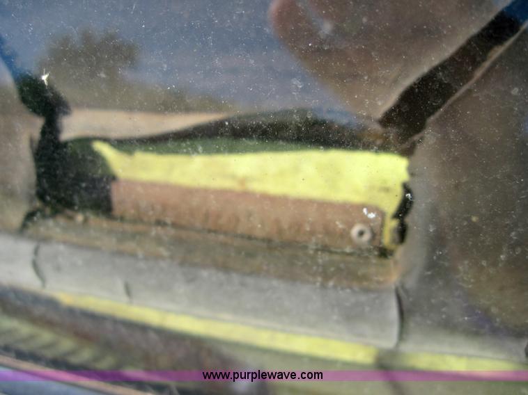 image for item 4032 1983 Chevrolet K3500 pickup truck