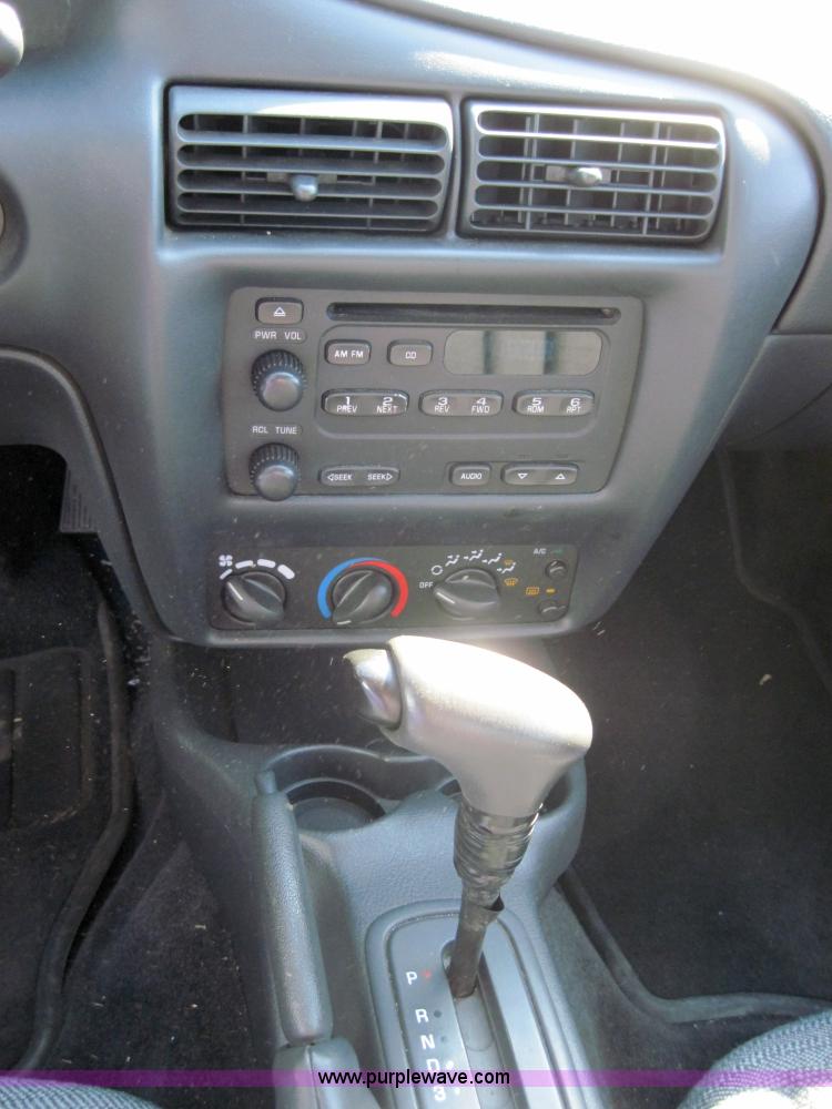 image for item 4036 2002 Chevrolet Cavalier