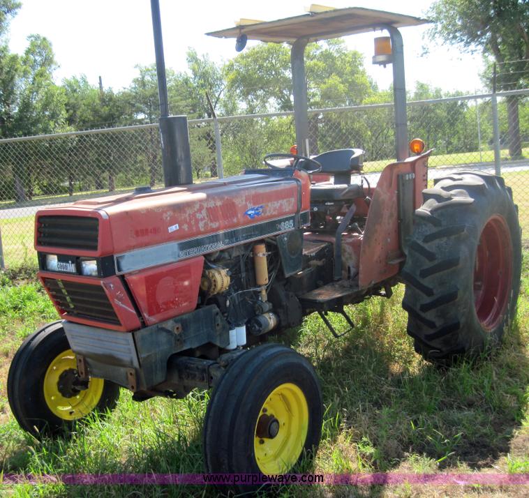image for item 4037 1989 Case IH 685 tractor