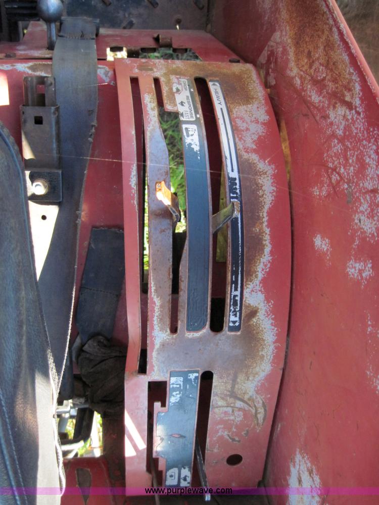 image for item 4037 1989 Case IH 685 tractor