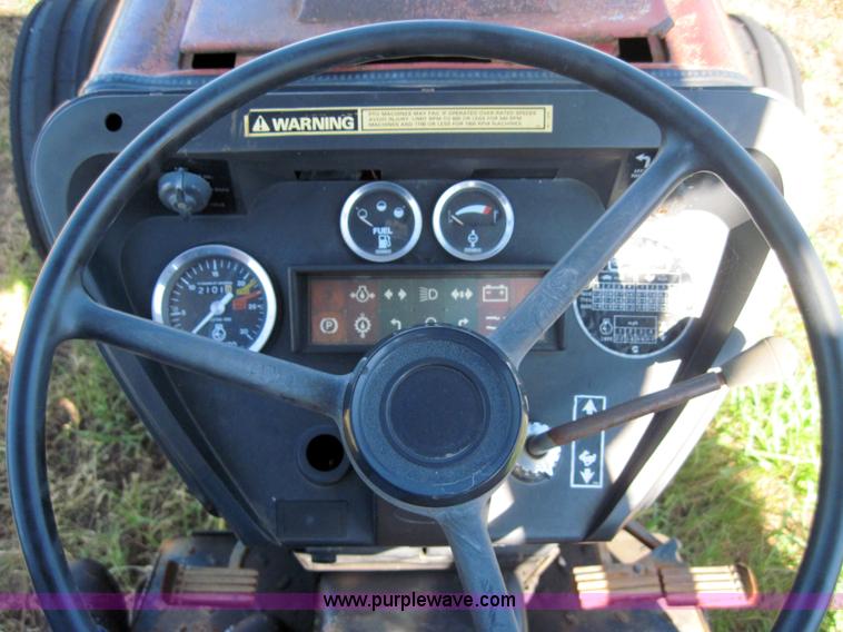 image for item 4037 1989 Case IH 685 tractor