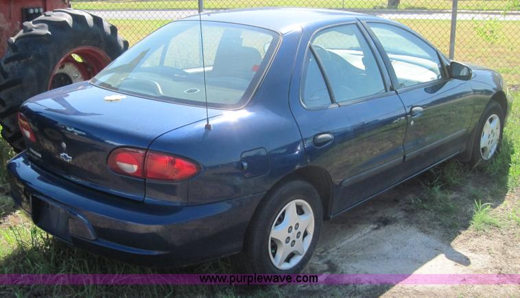 image for item 4038 2002 Chevrolet Cavalier