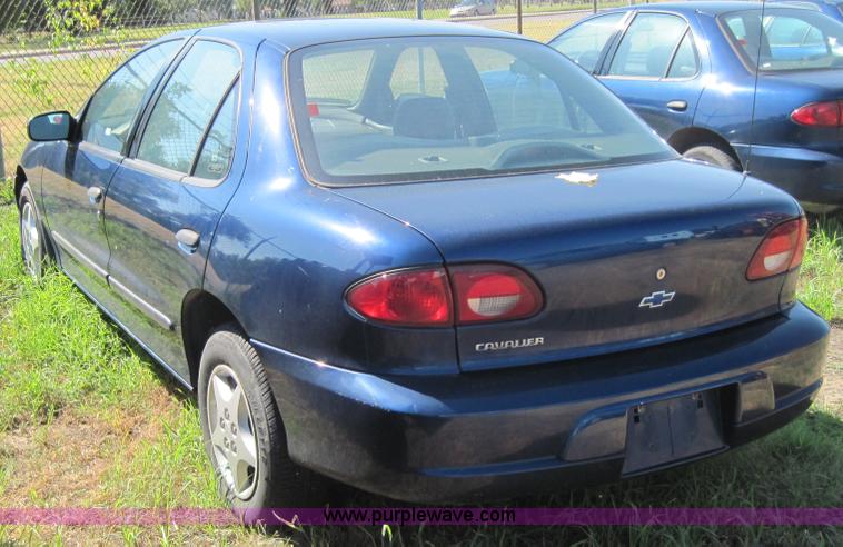 image for item 4038 2002 Chevrolet Cavalier