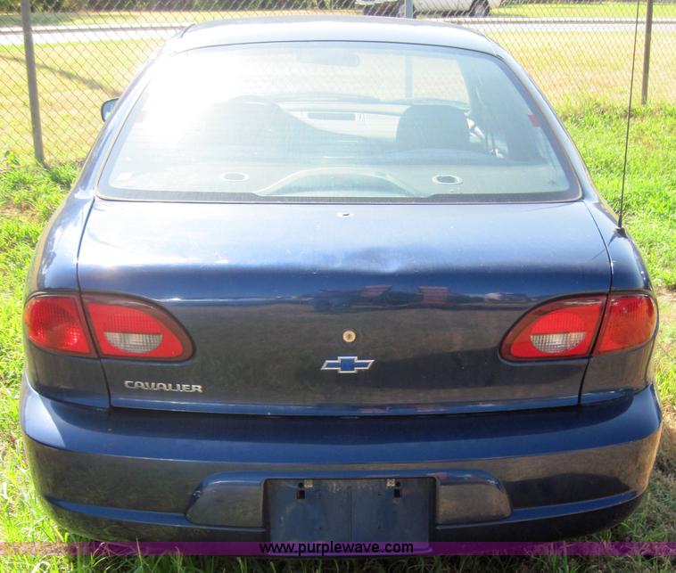 image for item 4039 2002 Chevrolet Cavalier