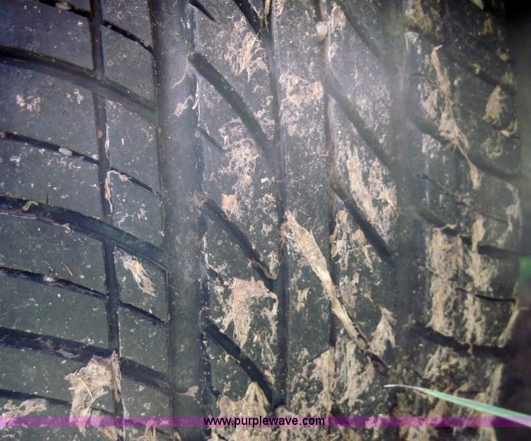 image for item 4040 2002 Chevrolet Cavalier