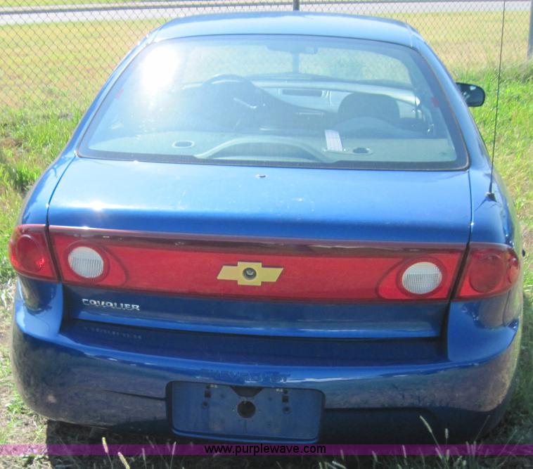 image for item 4041 2004 Chevrolet Cavalier