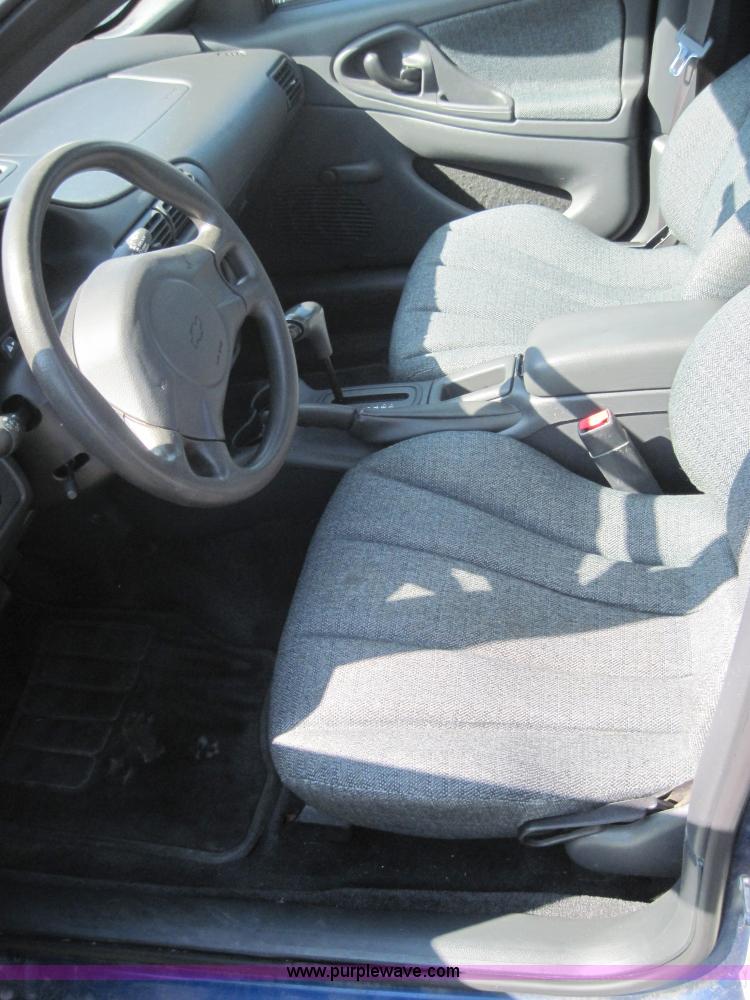image for item 4041 2004 Chevrolet Cavalier