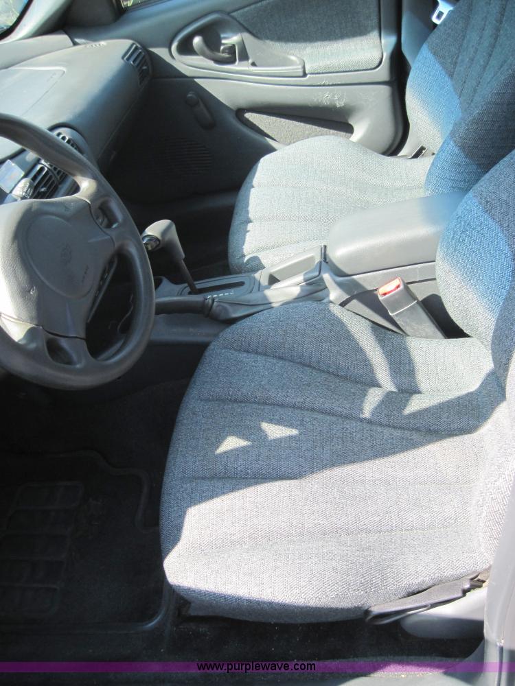 image for item 4042 2004 Chevrolet Cavalier