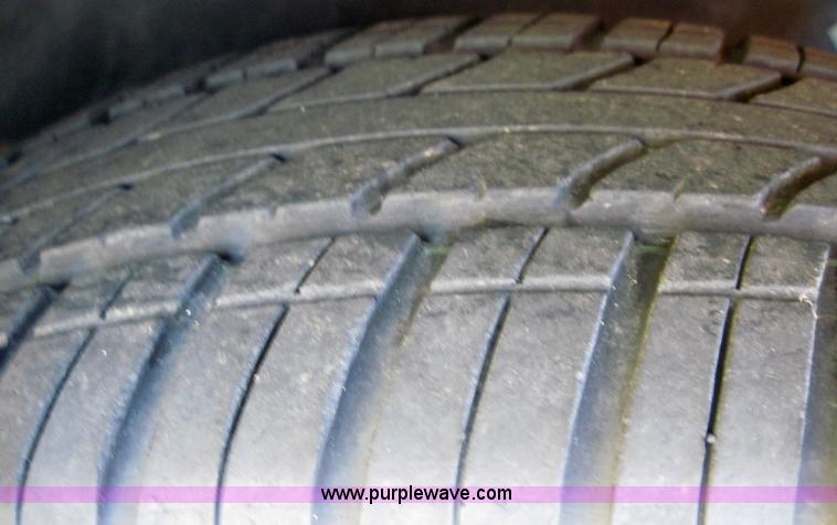 image for item 4042 2004 Chevrolet Cavalier