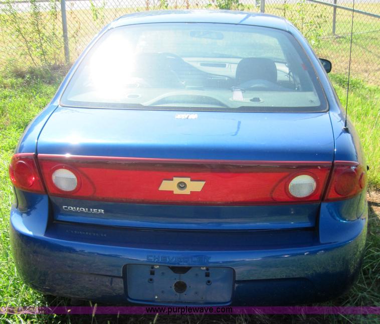 image for item 4043 2004 Chevrolet Cavalier