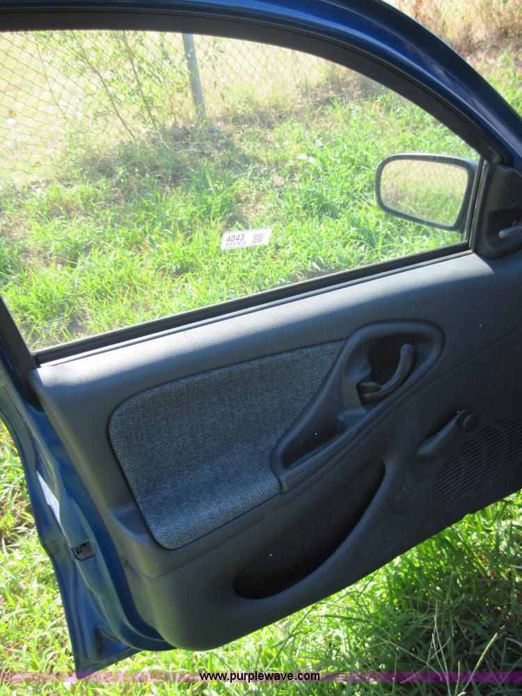 image for item 4043 2004 Chevrolet Cavalier