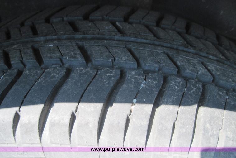 image for item 4043 2004 Chevrolet Cavalier