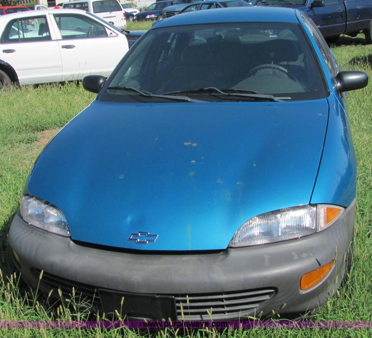 image for item 4044 1999 Chevrolet Cavalier