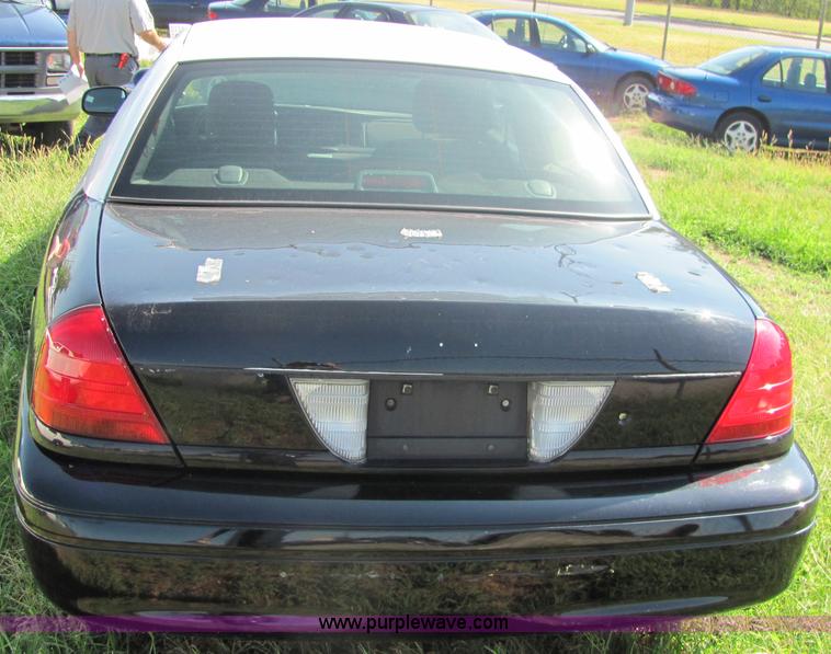 image for item 4045 2008 Ford Crown Victoria Police Interceptor