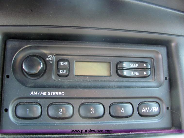 image for item 4047 2006 Ford Crown Victoria Police Interceptor