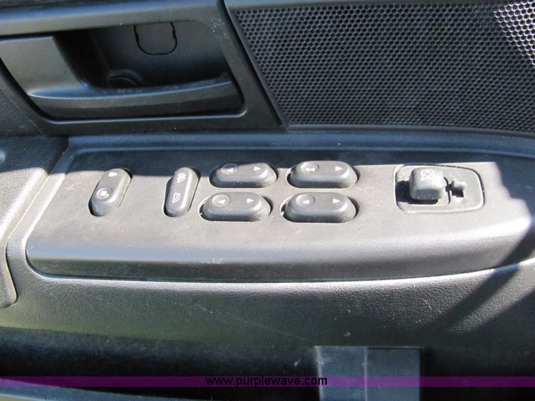 image for item 4048 2006 Ford Crown Victoria Police Interceptor