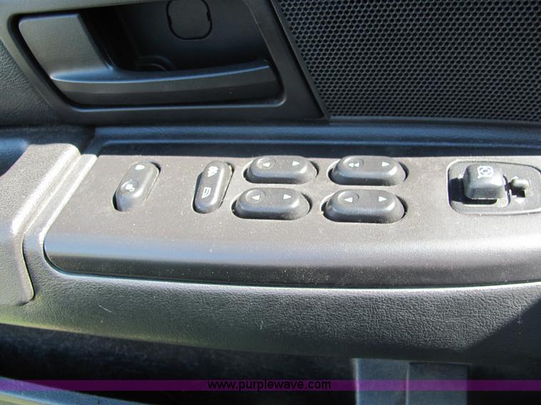 image for item 4049 2006 Ford Crown Victoria Police Interceptor