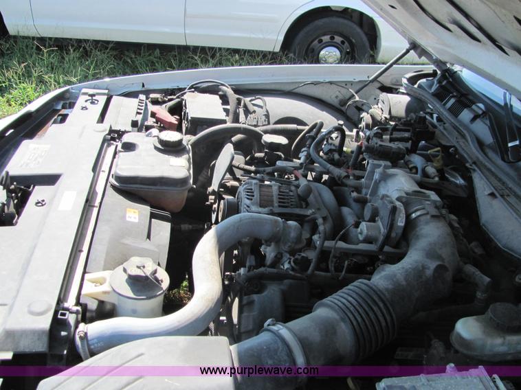 image for item 4049 2006 Ford Crown Victoria Police Interceptor