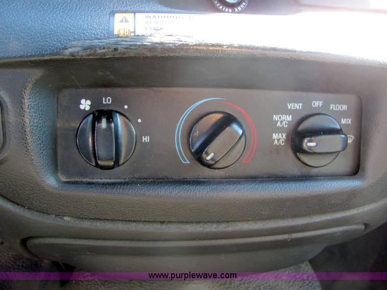 image for item 4050 2006 Ford Crown Victoria Police Interceptor