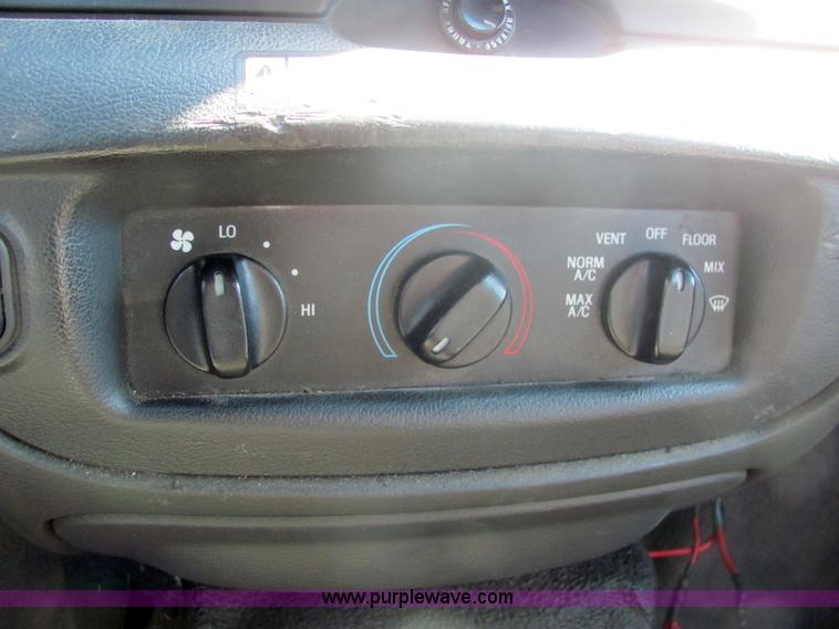 image for item 4051 2006 Ford Crown Victoria Police Interceptor