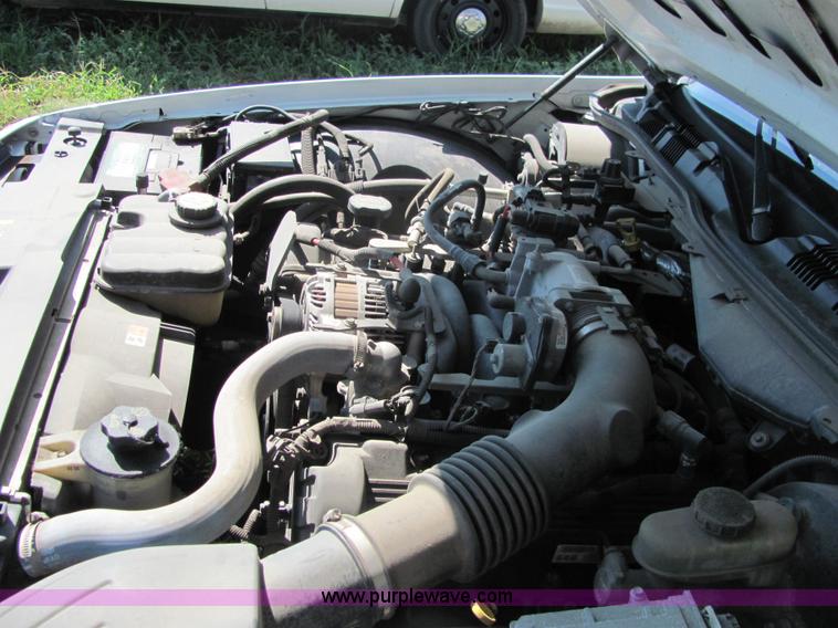 image for item 4052 2006 Ford Crown Victoria Police Interceptor