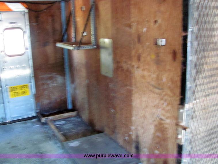 image for item 4053 1995 Chevrolet P30 step van