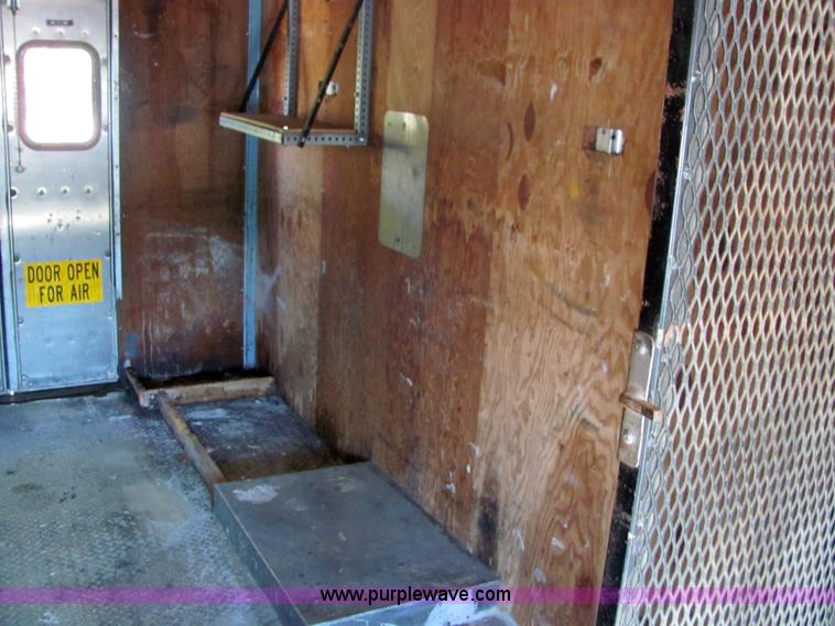 image for item 4053 1995 Chevrolet P30 step van