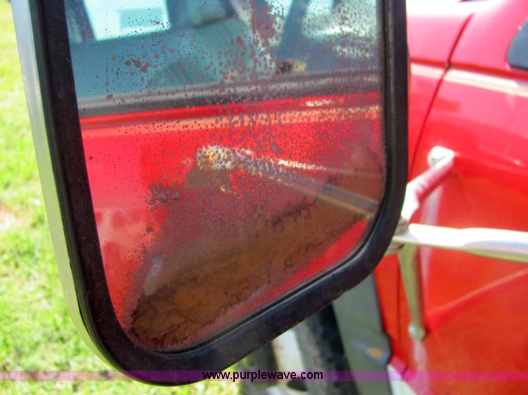 image for item 4054 1995 Chevrolet K3500 pickup truck